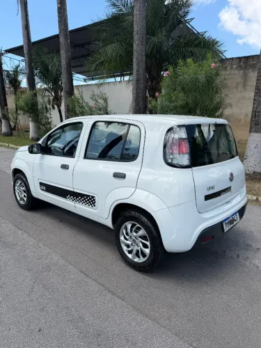 Fiat Uno Attractive 1.0 EVO Fire Flex 8V 5P 2020