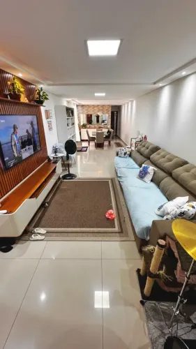 Sobrado 3 suítes com lavabo quintal churrasqueira 2 vagas - Forte - Financia Banco