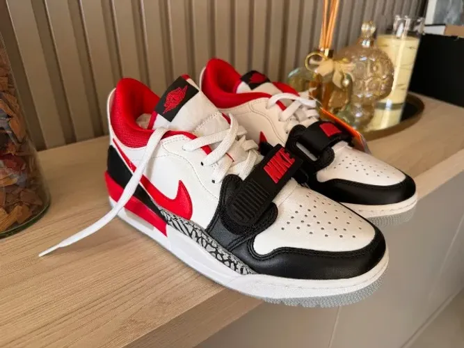 AIR JORDAN LEGACY 312 LOW 