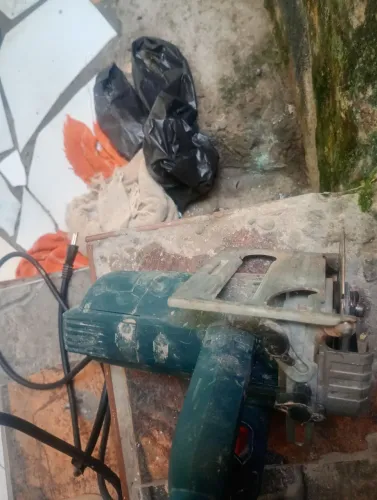 serra elétrica Makita usado mas funcionando perfeitament chama no ZAP *66 