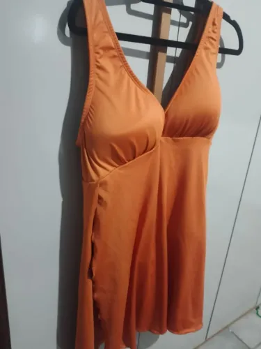 Maiô com saída 
