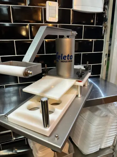 Modeladora de hambúrguer da seleto