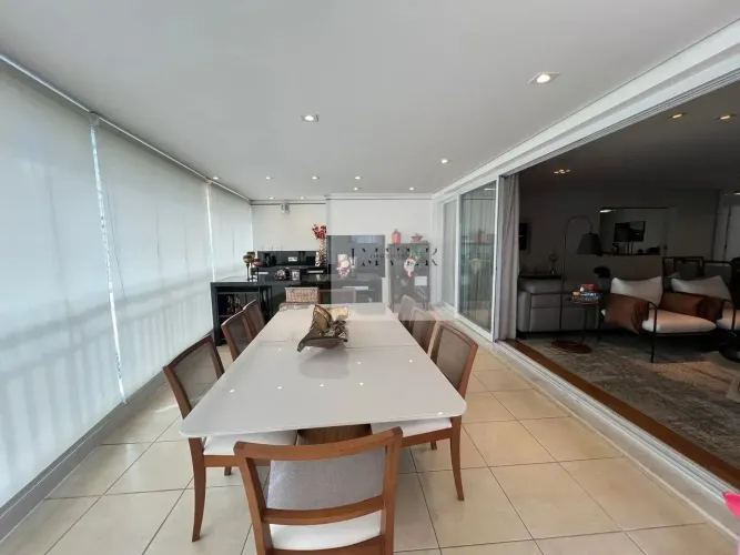 Condominio Acervo  Alto de Pinheiros 208 m² com 4 quartos em Alto de Pinheiros - São Paulo