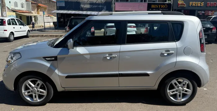 Kia Motors Soul 1.6/ 1.6 16V Flex Mec. 2012