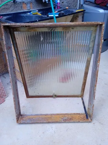 Vendo janela basculante grande 