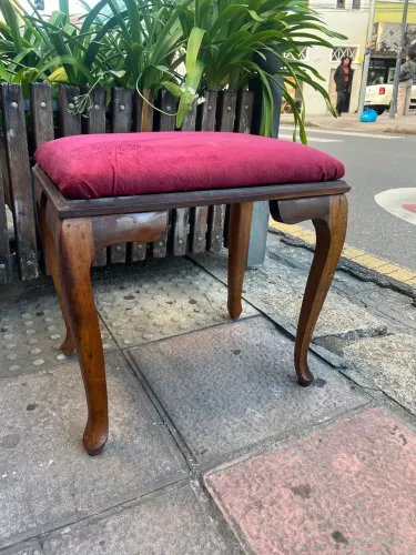 Banqueta Madeira Imbuia estilo Luiz XV
