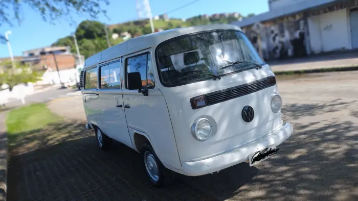 Volkswagen Kombi Standard/ Luxo/ Serie Prata 2005