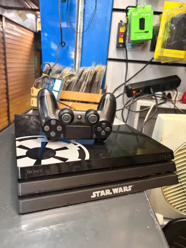 PlayStation Pro Edição especial Star Wars Precinho