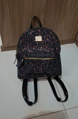 Mochila infantil Bibi preta de glitter