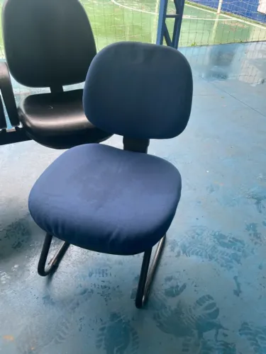 Poltrona Mareli Azul Estofado Alto