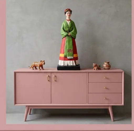 Frida Kahlo em papiê mache c 40 cm de altura