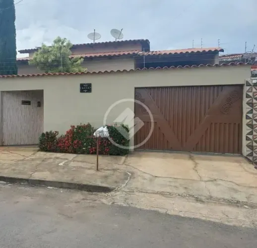 CASA À VENDA ITAGUAÍ I | CALDAS NOVAS/GO Valor: R$ 550.000,00. Excelente oportunidade par