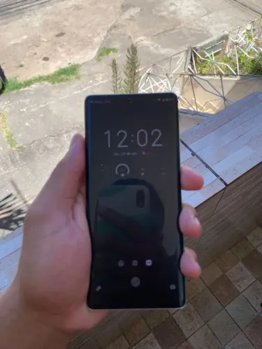 Moto Edge 30 ultra 
