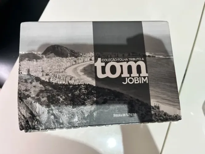 Coleção Folha Tributo A Tom Jobim - Completa 20 Cds