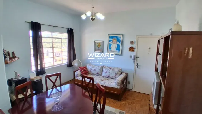 Apartamento à venda com um dormitório e garagem em Águas de Lindoia SP