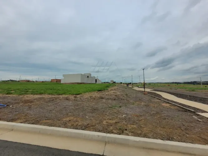 Terreno residencial à venda no Condomínio Vila América em Nova Odessa