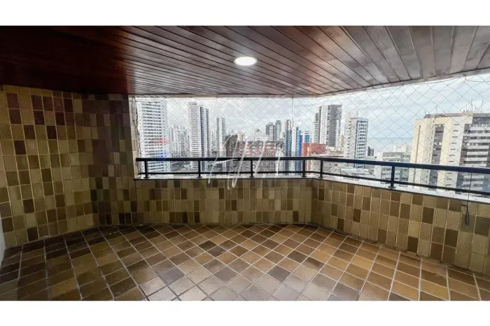 Cobertura Duplex 320 metros com 4 quartos vista mar para Locação em Boa Viagem