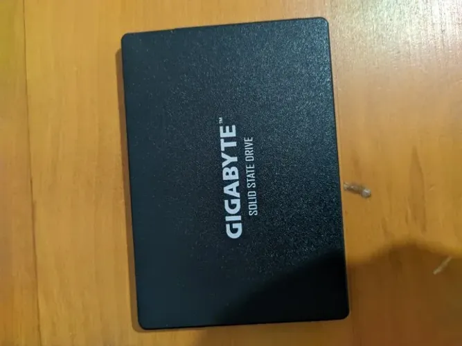 SSD Gigabyte 120GB, HD SAMSUNG 160GB, HD WD 250GB (LEIA A DESCRIÇÃO)