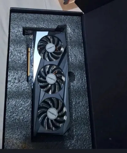 Rx 7600 8gb gigabyte triple fan