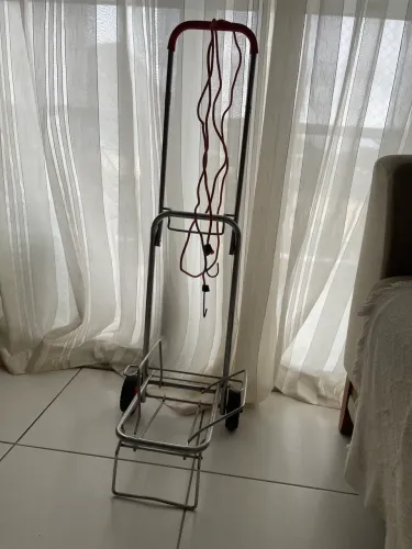 Carrinho de carga dobrável de Alumínio em perfeito estado!