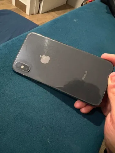 iPhone X