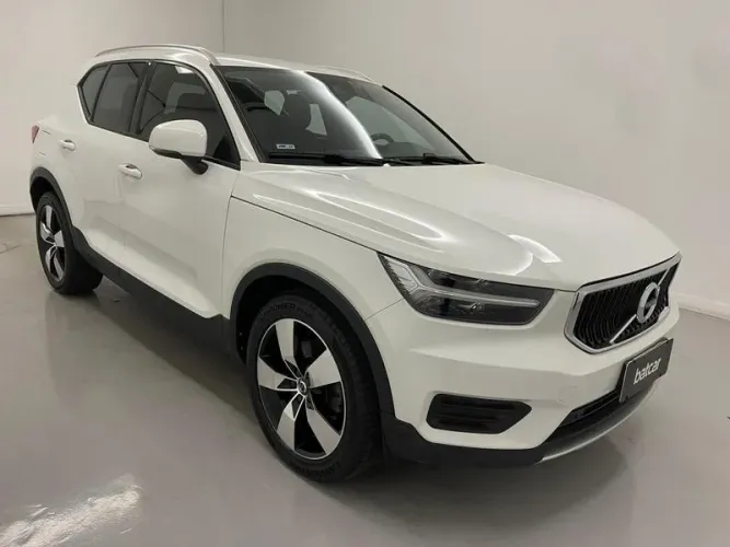 Volvo XC40 T-5 Momentum 2.0 252cv AWD 2019