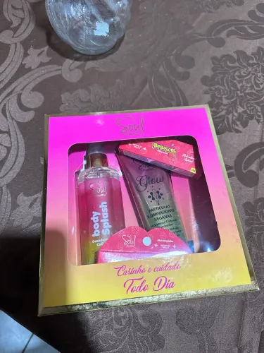 Kit dia presente body splash creme