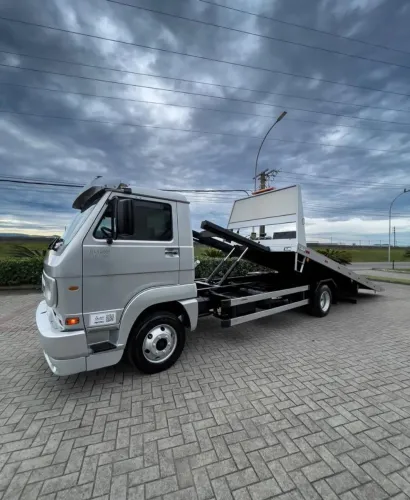 VW 8.150 PLATAFORMA GUINCHO