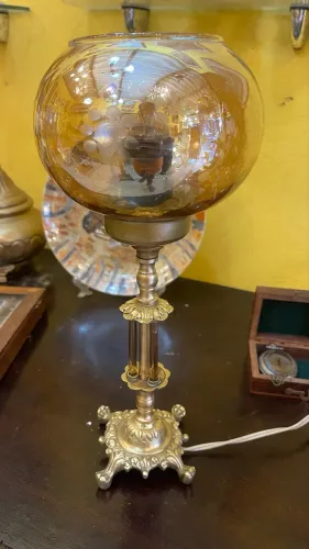 Linda luminária em bronze cristal