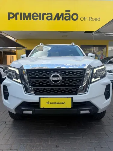 Nissan Frontier XE CD 4X4 2.3 Bi-TB Diesel Aut. 2025
