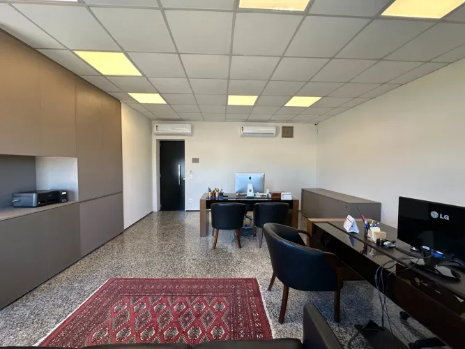 SALA COMERCIAL PARA LOCAÇÃO - EDIFÍCIO PARQUE DA UVA - JUNDIAÍ/SP