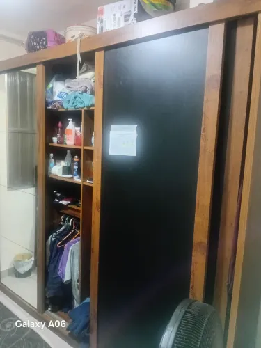 Móveis em bom estado...