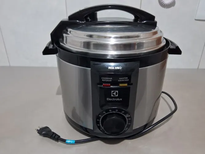 Panela de pressão elétrica Electrolux PCE20