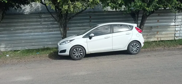 Ford Fiesta 1.5 16V Flex Mec. 5P 2016