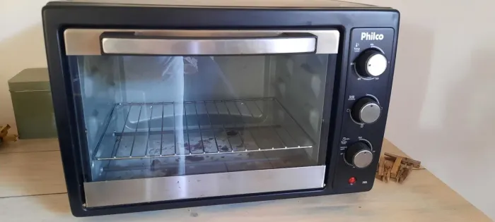 Vendo R$130,00 Forno 38L estado de novo