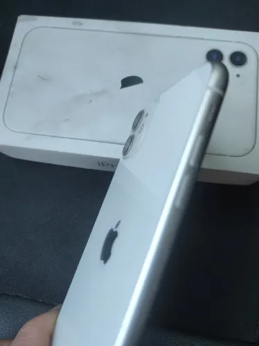 iPhone 11 64 gb