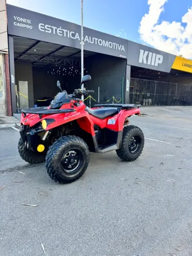 Quadriciclo Can An 570