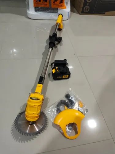 Roçadeira a bateria