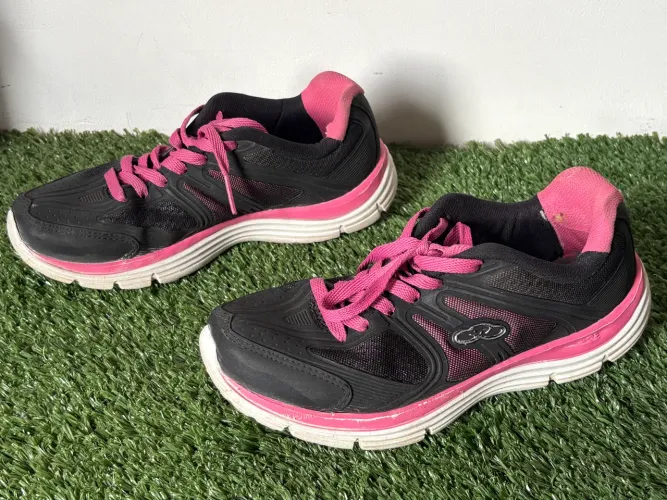Tênis Usado Olympikus Feminino Preto e Rosa Moda Calçados Corrida Caminhada