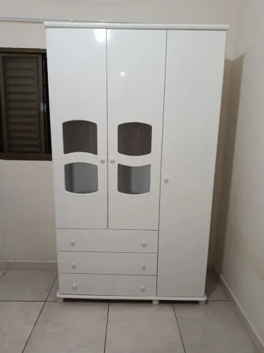 Guarda roupa infantil