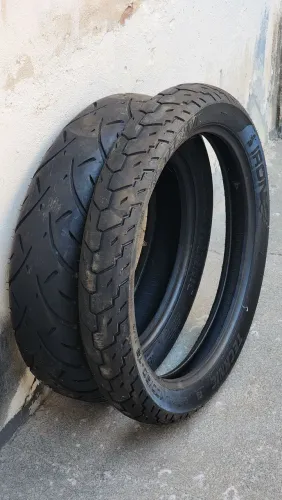 PAR PNEUS HARLEY-DAVIDSON 883 - 100/90-19 +150/80-16 IRON TECHNIC