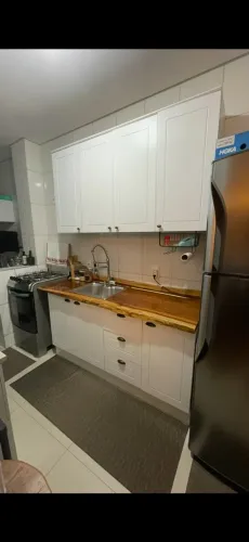 Cozinha americana em mdf marca Henn