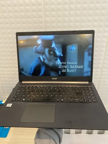 Vendo notebook Acer aspire A515-54