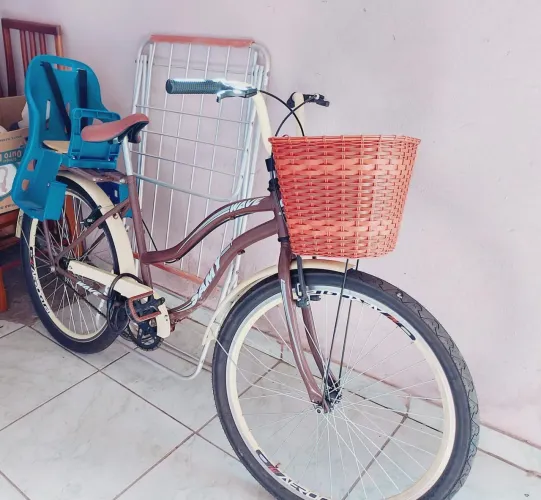 Estou vendendo uma bicicleta por $ 1000 reais