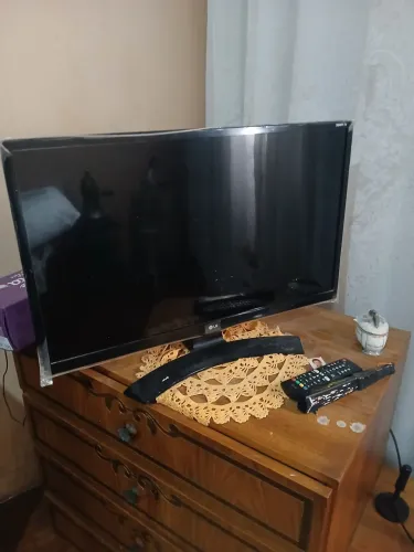 Tv LG 28 polegadas seminova