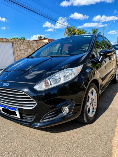 Ford Fiesta SE 1.6 8V Flex 5P 2014
