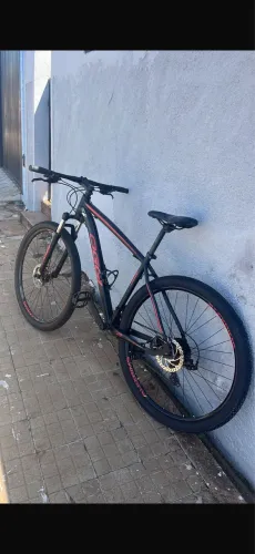 Bicicleta oggi hacker Sport 