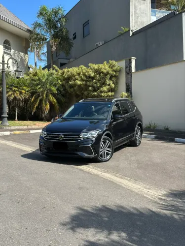 Volkswagen Tiguan Allspac R-line 300 TSI 2.0 2024
