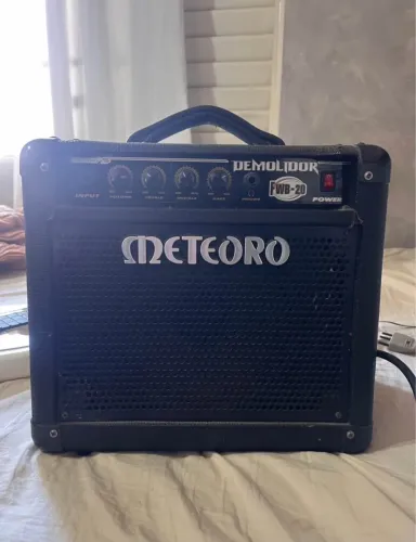 Amplificador Meteoro Demolidor FWB20