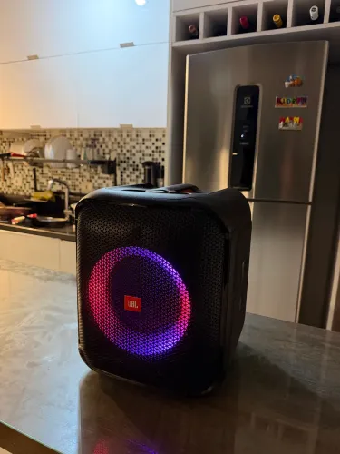 Vendo Caixa De Som JBL Preta Partybox Encore